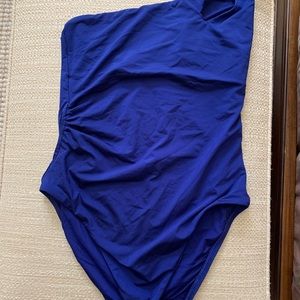 Trina Turk one-piece one shoulder swimsuit, Women’s Size 6